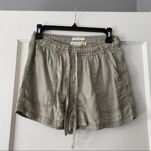 C&C California Women's Green and Khaki Shorts